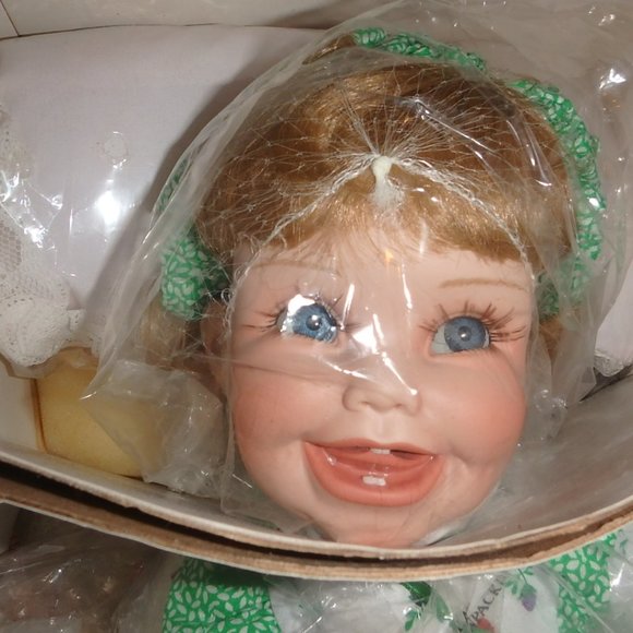 Shannon by Cindy Marschner Rolfe 1992 Hamilton - Picture 2 of 5